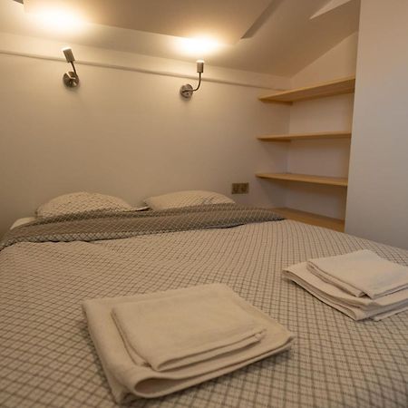 Maison Renovee Et Climatisee Avec Wifi A 600M De La Plage Виас Екстериор снимка