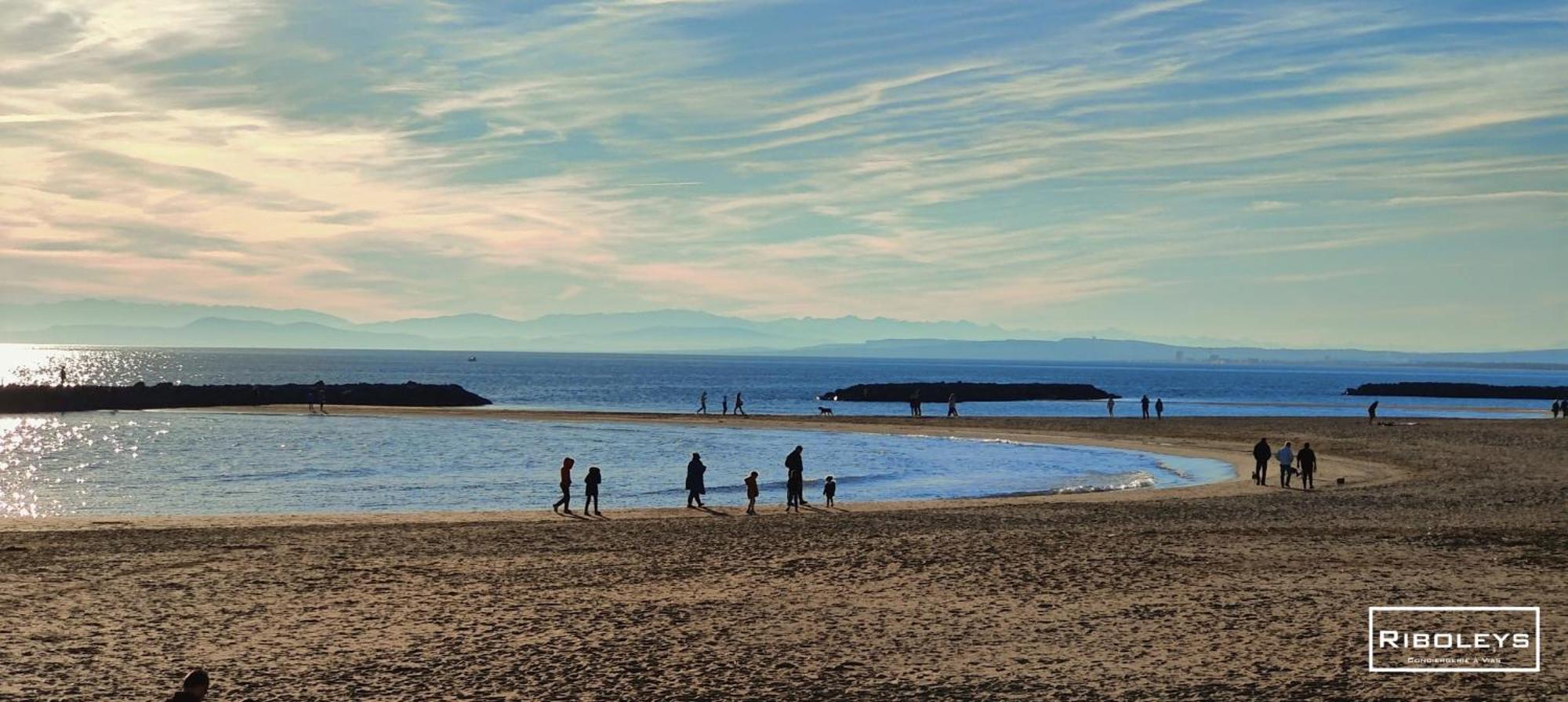 Maison Renovee Et Climatisee Avec Wifi A 600M De La Plage Виас Екстериор снимка